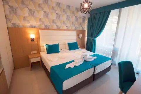 Pearl Beach Resort in Čanj — foto 25