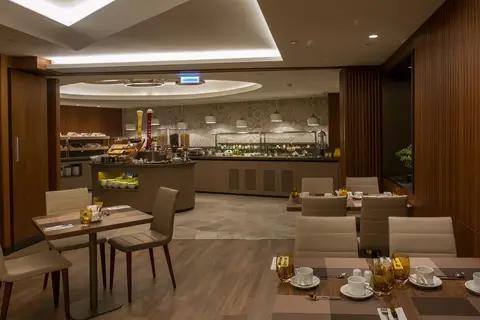Doubletree by Hilton Istanbul Sirkeci in Fatih — foto 11