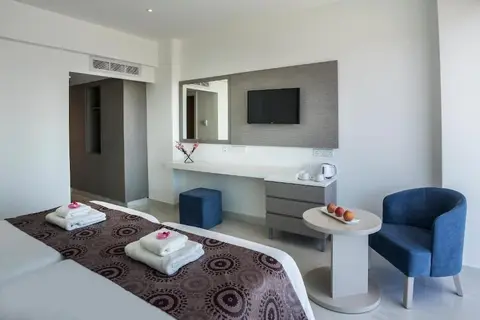 Tsokkos Protaras Hotel in Παραλίμνι — foto 11