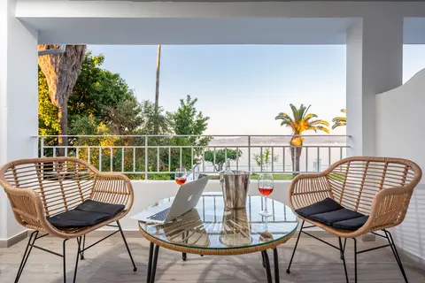 Sirocco Hotel in Δημοτική Ενότητα Λευκιμμαίων — foto 11