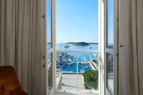 Palace Elisabeth Hvar Heritage Hotel in Hvar — foto 17