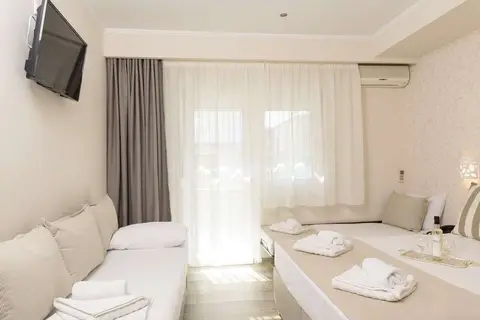 Ammos Beach Seaside Luxury Suites in Athene — foto 8