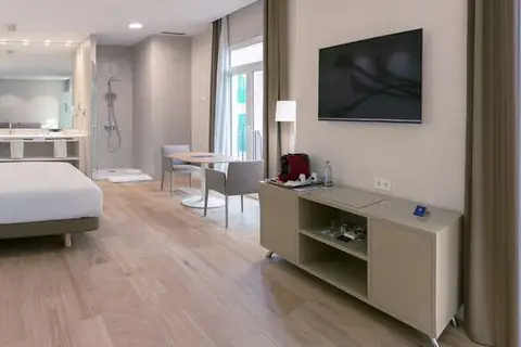 Melia Plaza in Valencia — foto 23