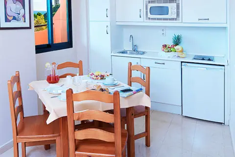 Aparthotel Fuengirola Beach in Fuengirola — foto 23