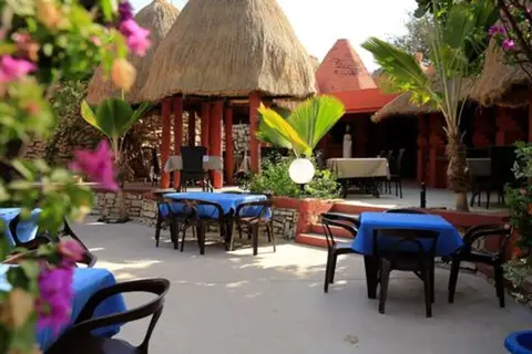 Hotel Les Bougainvillees in Saly Portudal — foto 6
