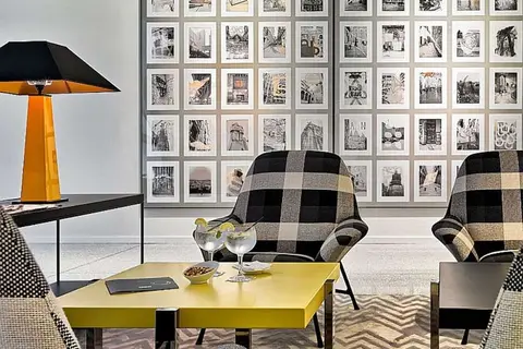 H10 Art Gallery in Barcelona — foto 15