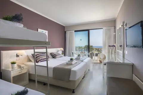 Pavlo Napa Beach Hotel in Ayia Napa — foto 7