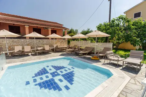 Spyridoula Apartments in Γουβιά — foto 17