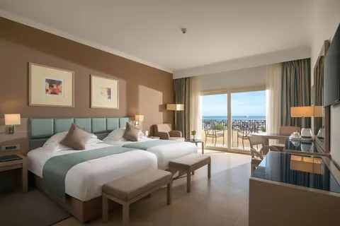 Cleopatra Luxury Beach in Makadi Bay — foto 3
