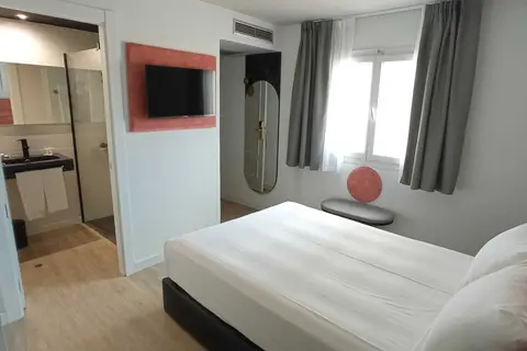 Hotel Inca in Zaragoza — foto 20