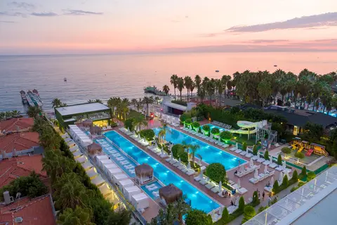 Q Premium Resort in Alanya — foto 30