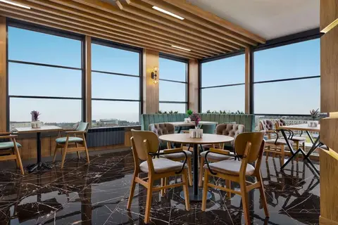 Ramada Encore by Wyndham Istanbul Avcilar in Avcılar — foto 7