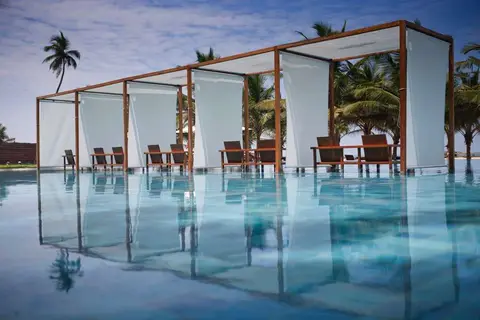 Jetwing Blue Hotel in Ettukala — foto 10