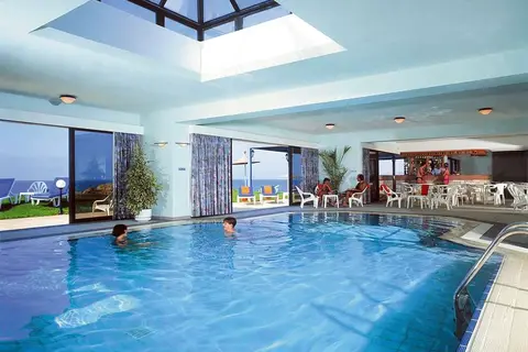 Hotel Queens Bay in Kissonerga — foto 12