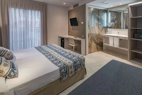 Hotel GHT Maritim in Calella — foto 25