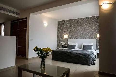 Theo Sunset Bay Hotel in Kissonerga, foto 17