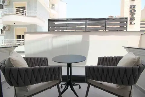 Rozafa Palace Hotel in Saranda — foto 27