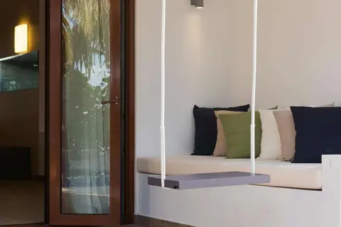 Cocoon Maldives Resort in އޮޅުވެލިފުށި — foto 16