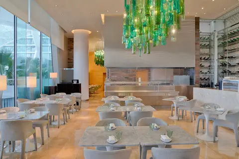 W Abu Dhabi - Yas Island in أبو ظبي — foto 9