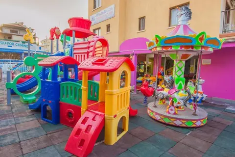 Windmills Hotel Apartments in Παραλίμνι — foto 29