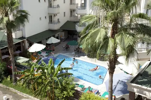 Remi Hotel in Cleopatra beach — foto 16