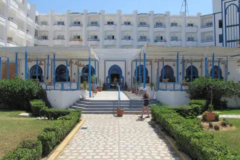 Aylimas Beach & Resort in المنستير — foto 12