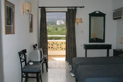 Enorme Epavli Boutique in Chersonissos — foto 14