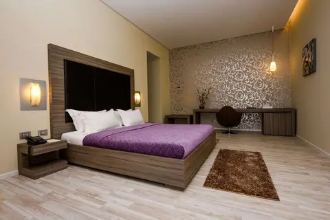 Sky Hotel Tirana in Tirana — foto 3