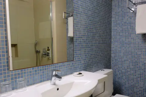 Sunrise Gardens Hotel in Παραλίμνι — foto 19