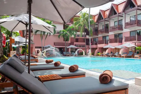 Seaview Patong Hotel in ตำบลป่าตอง
