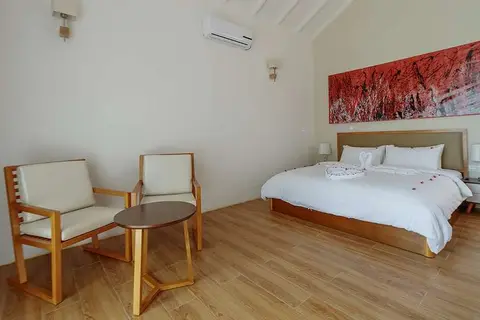 Hondaafushi Island Resort in Dhaalu Atoll — foto 15