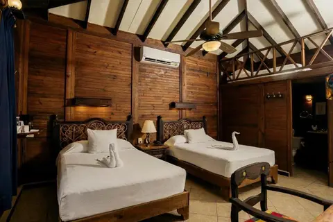 Petit Lafitte in Playa del Carmen — foto 9