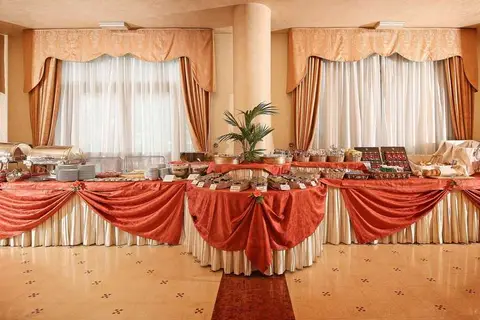 Hotel Savoy Palace in Gardone Riviera — foto 17