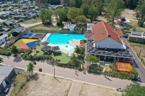 Vakantiepark Veluwemeer foto 2