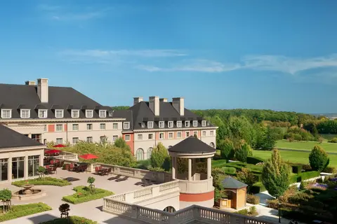 Dream Castle Fabulous Hotels Group in Magny-le-Hongre — foto 16