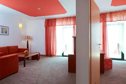 Hotel Mena Palace in Несебър — foto 28