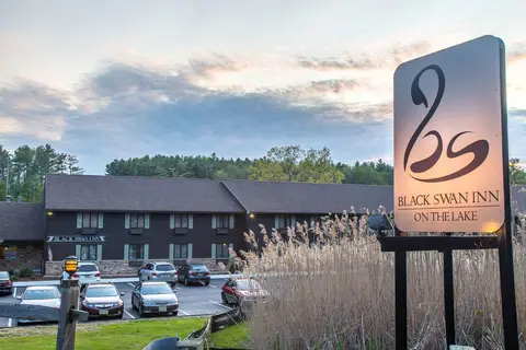 Black Swan Inn Lee-Lenox - An Ascend Hotel Collection Hotel in Luwte — foto 4