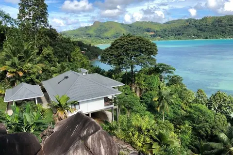 Sailfish Beach Villas in Victoria