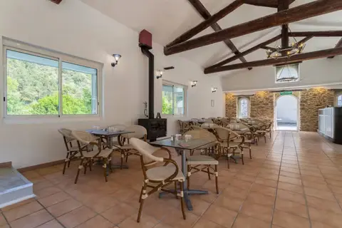 Camping Château De L Hom in L'Estréchure, foto 9