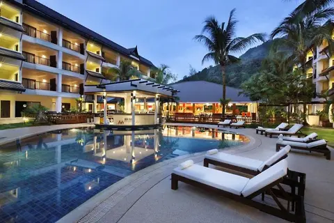 Radisson Resort and Suites Phuket in ตำบลเชิงทะเล — foto 6