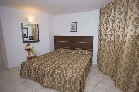 Hotel Zora in Несебър — foto 11