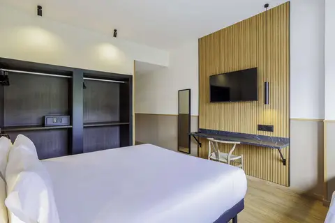 Hotel Acta Madfor in Madrid