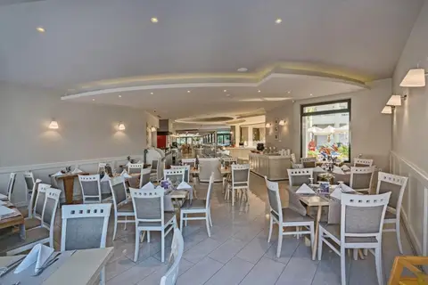 Pearl Beach Hotel in Rethimnon — foto 12