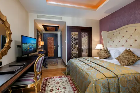 Mardan Palace in Aksu — foto 31