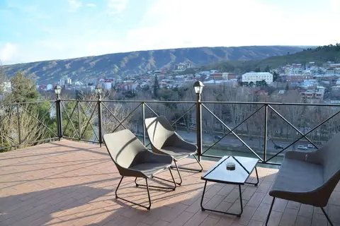 Margot Old Tbilisi in Tbilisi — foto 7
