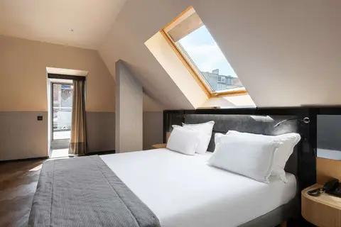 City Hotel Sofia in iRepair — foto 14
