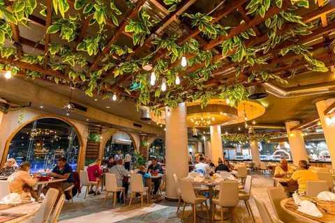 Aladdin Beach Resort in الهضبه — foto 6
