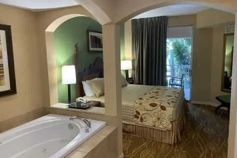 Mizner Place at Weston Town Center in Weston, foto 5