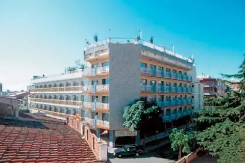 Hotel Mercè in Pineda de Mar — foto 2