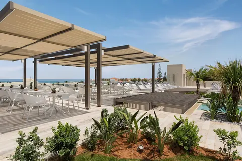 Atlantica Amalthia Beach Resort in Agía Marína — foto 10